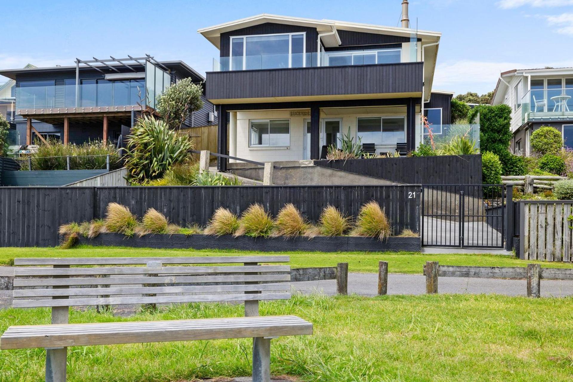 Apartmán Wow On Wanaka Bay New Plymouth Exteriér fotografie